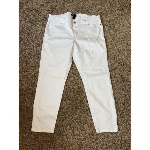 White House Black Market Denim - White House Black Market  Embellished Jeans/ Pants Size 14R Slim Ankle